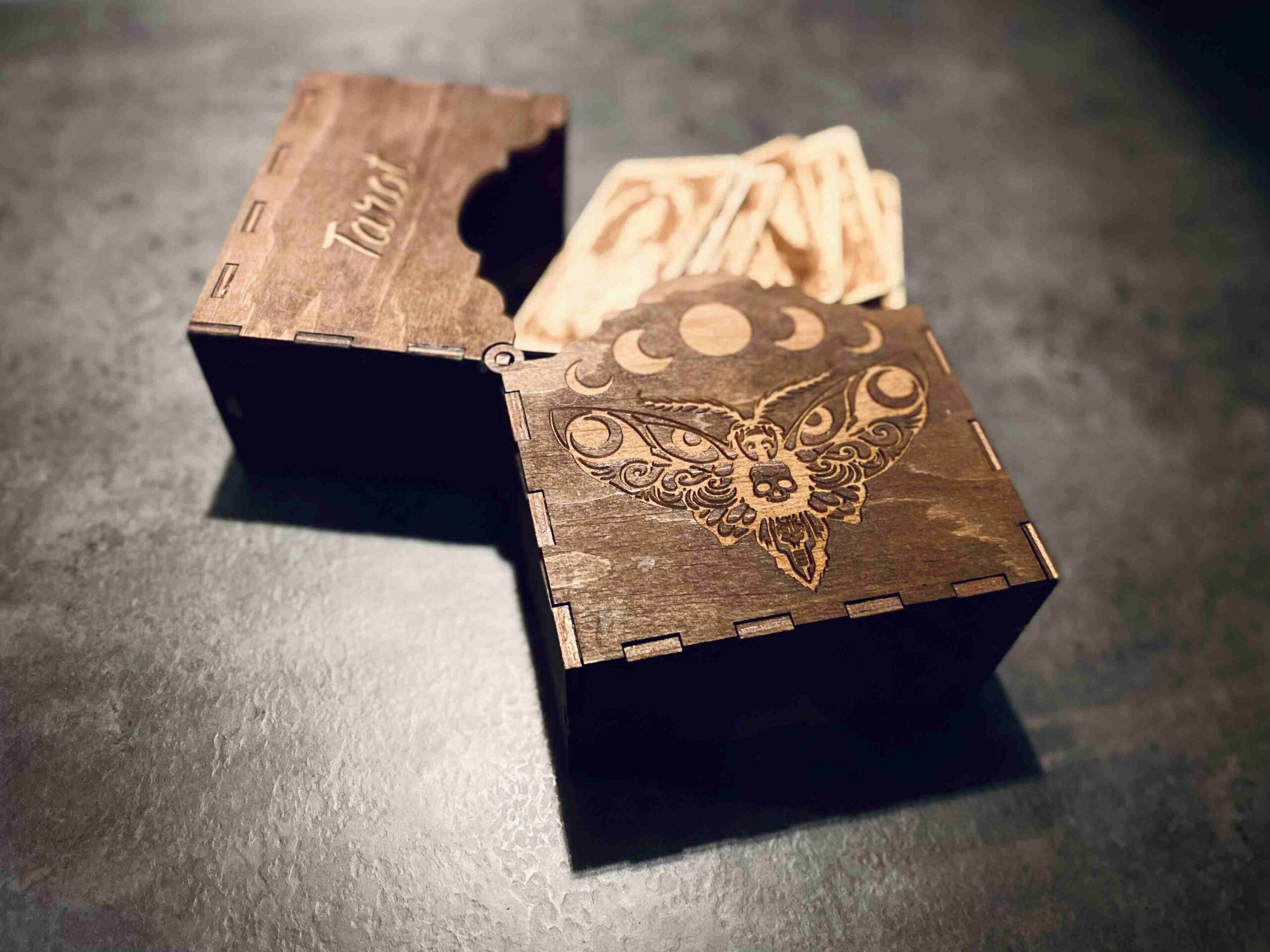 Fa Wicca Tarot kártya fa dobozban