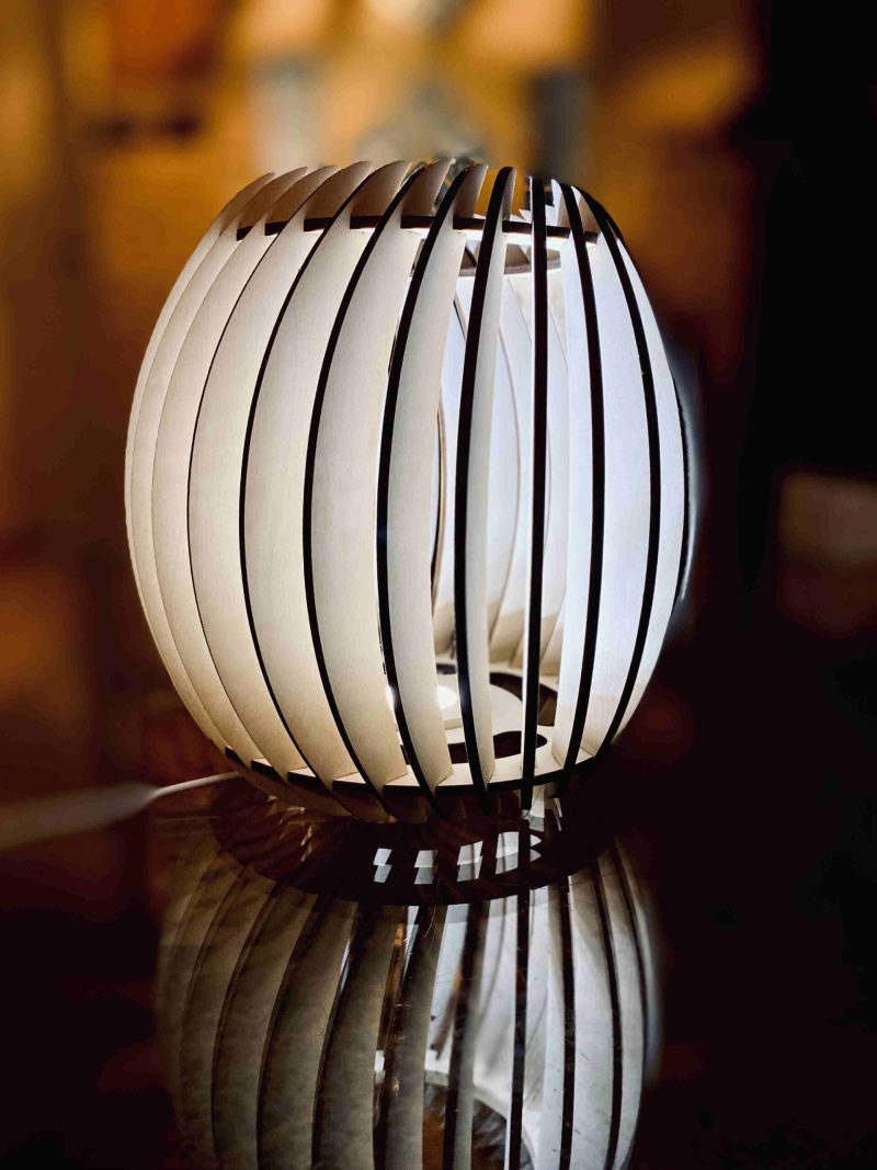 asztali lámpa, LED lámpa, hangulatfény, fa lámpa